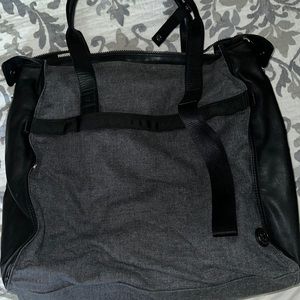 Lululemon bag